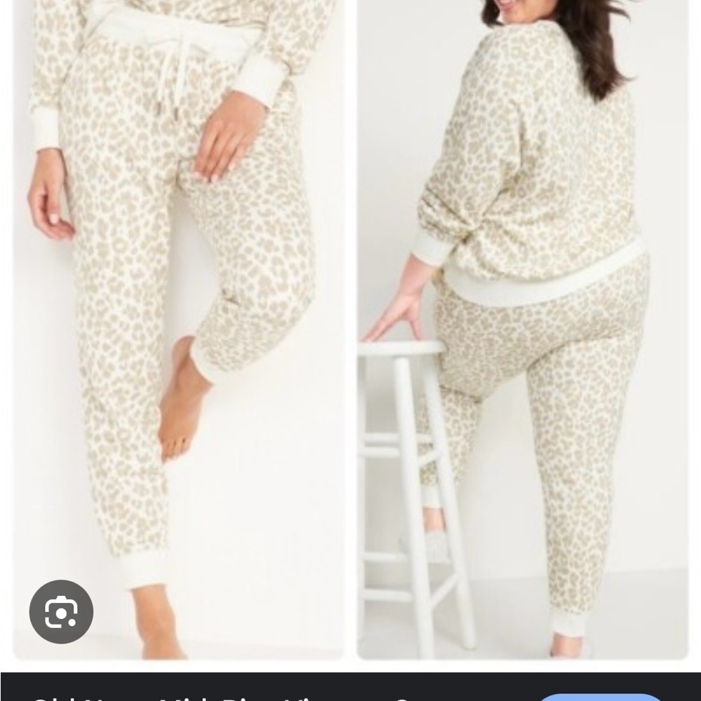 NWT Old Navy Cream and Tan Patterned Pants